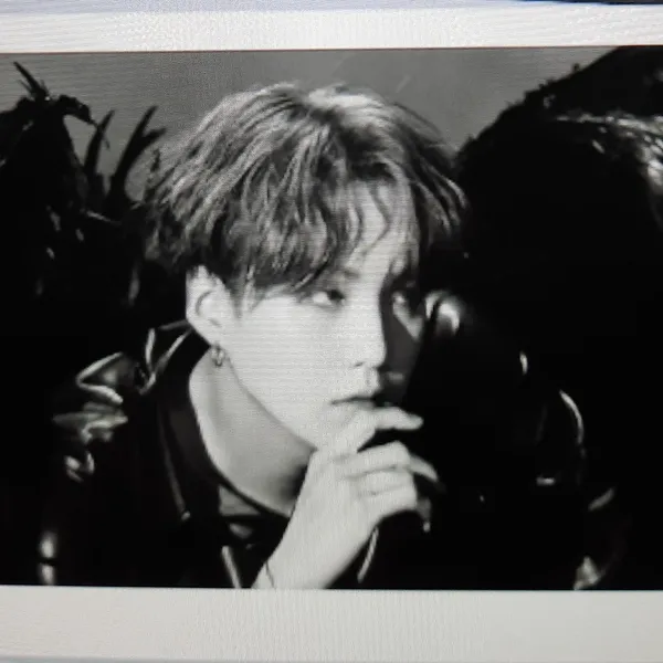 今天最受喜爱的SUGA (防弹少年团)