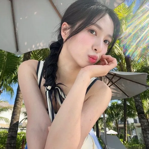 Today's Most Loved Cherry Bullet