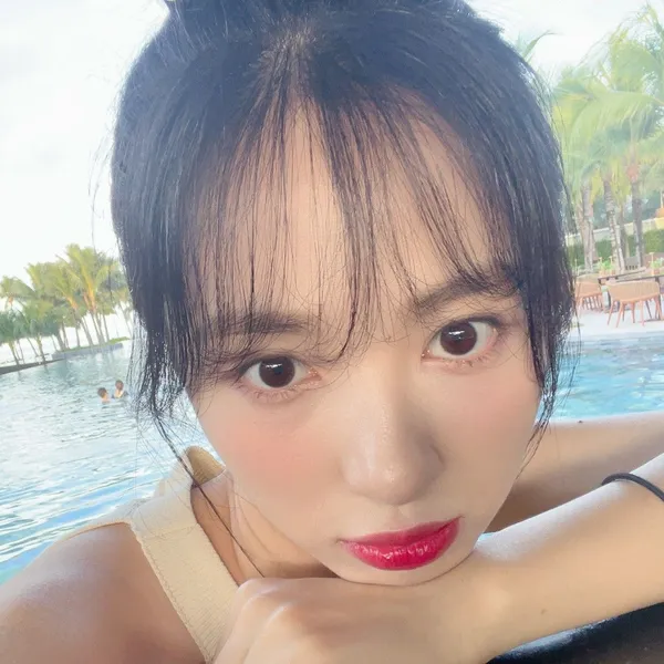 Top Photo Full of Cherry Bullet Love