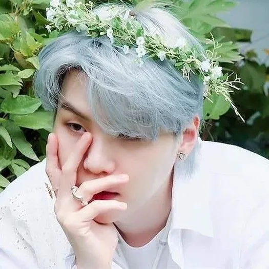 粉丝票选的SUGA (防弹少年团)最佳瞬间