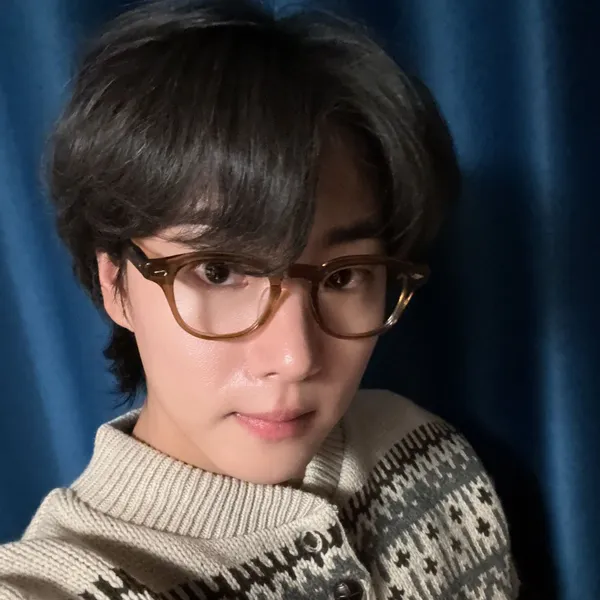 Today's Most Loved E-TION (ONF)