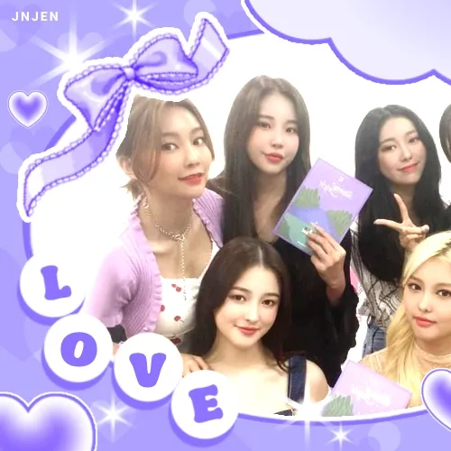Top Photo Full of MOMOLAND Love