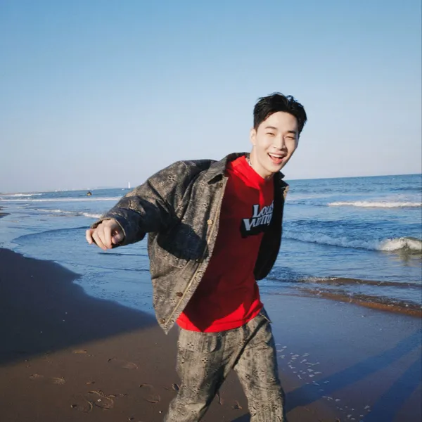 Top Photo Full of Henry Love