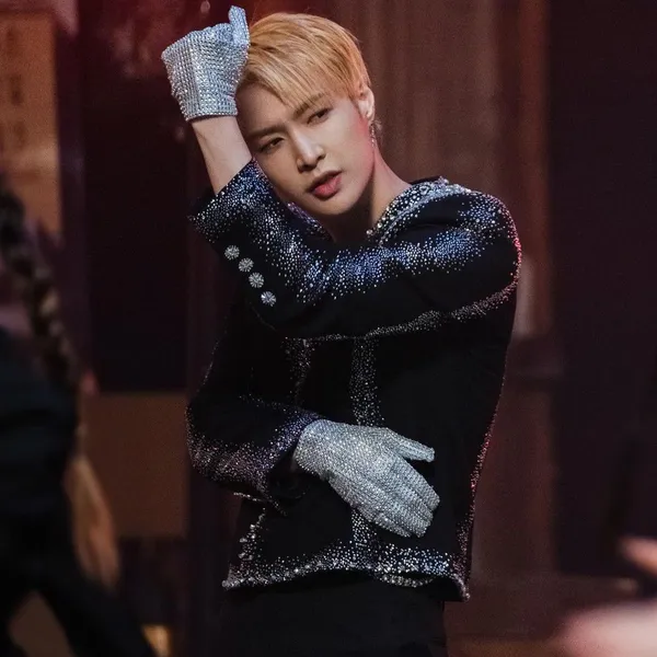 Fans' Pick: Best Moment of Lay (EXO)