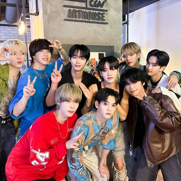 Idol_Top_Banner