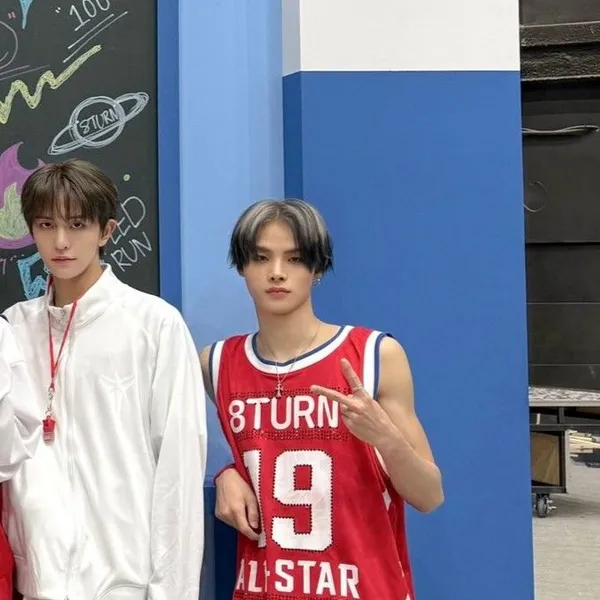 Idol_Top_Banner