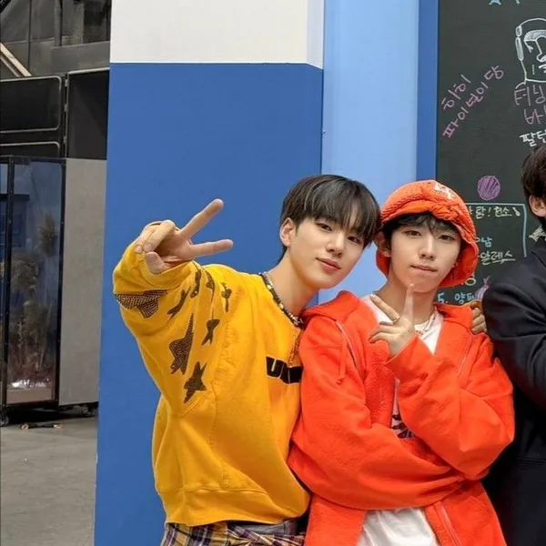 Idol_Top_Banner