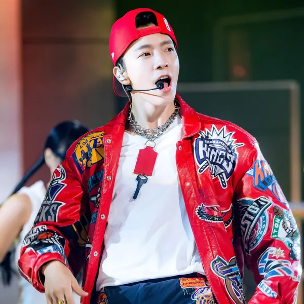 Foto Populer Penuh Cinta untuk Donghae (Super Junior)