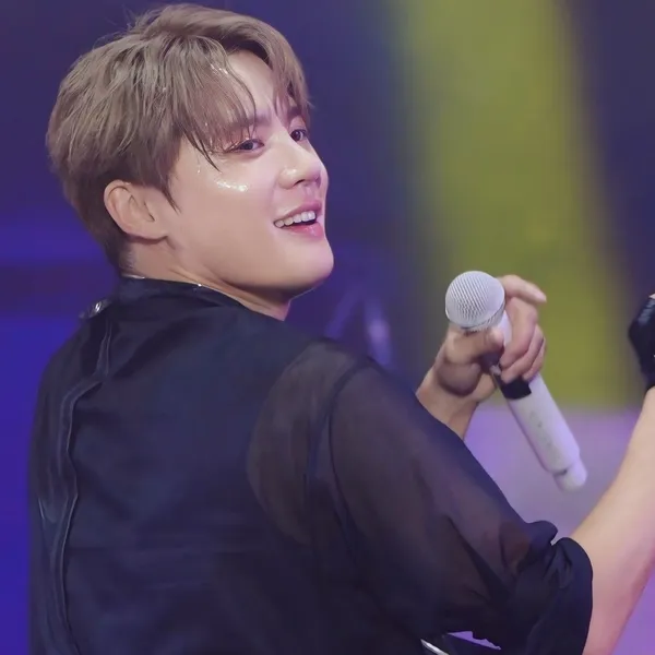 Today's Most Loved Kim Junsu (JX)