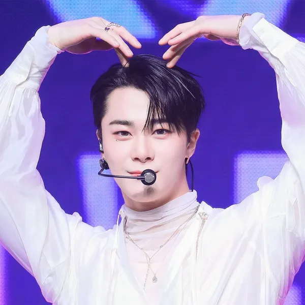 Top Photo Full of Moonbin (ASTRO) Love