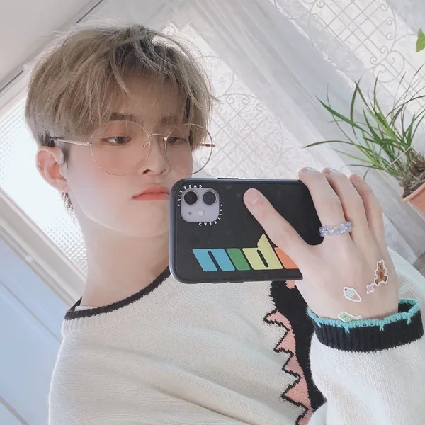 Idol_Top_Banner