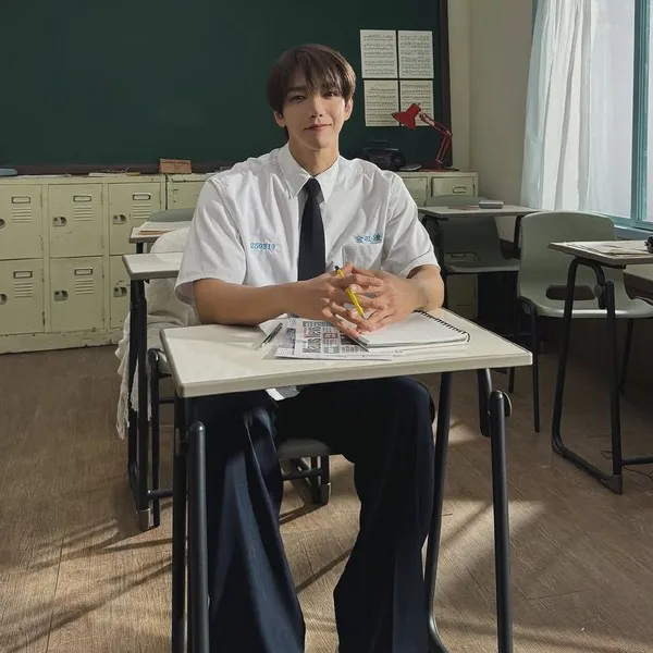 Idol_Top_Banner