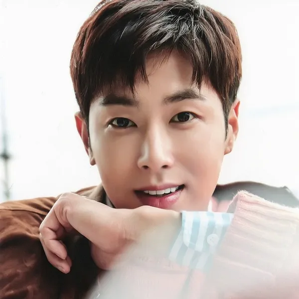 Idol_Top_Banner