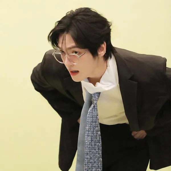 Idol_Top_Banner