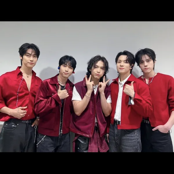 Idol_Top_Banner