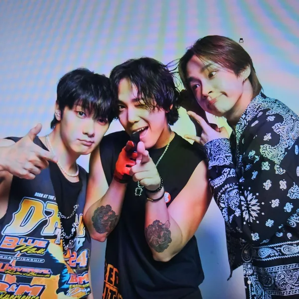 Idol_Top_Banner