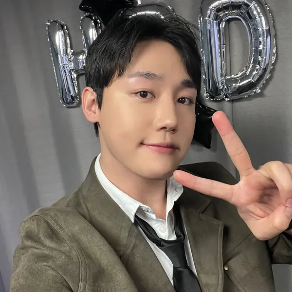 Idol_Top_Banner