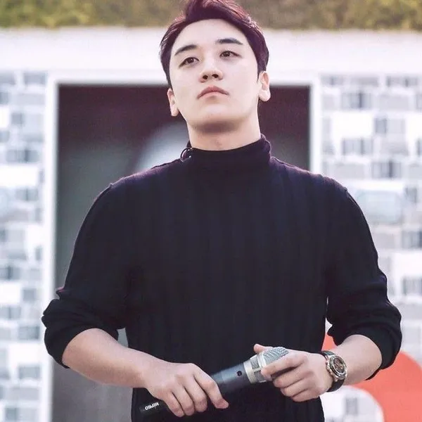 Idol_Top_Banner