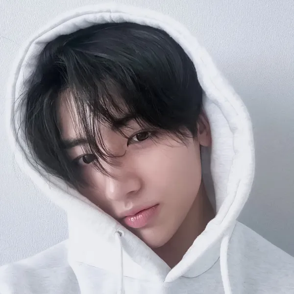 Today's Most Loved Yang Donghwa (POLARIX)