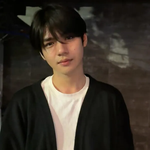 Idol_Top_Banner