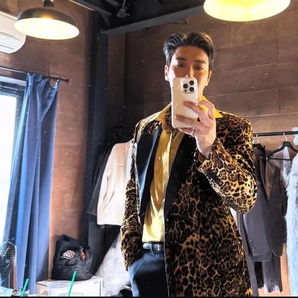 Idol_Top_Banner
