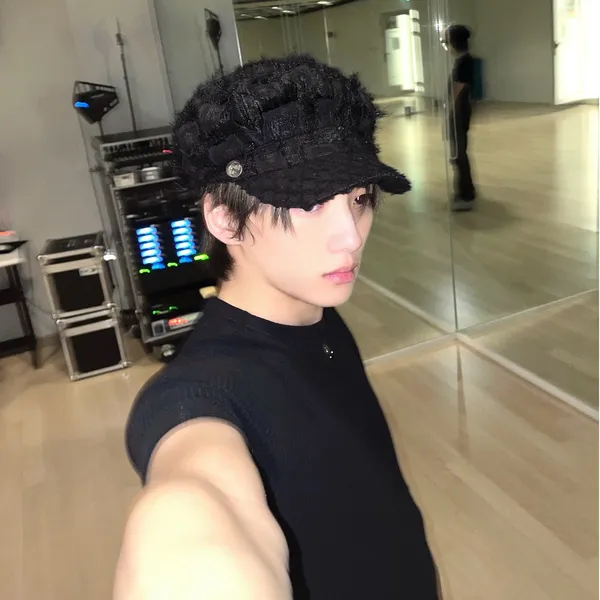 Idol_Top_Banner