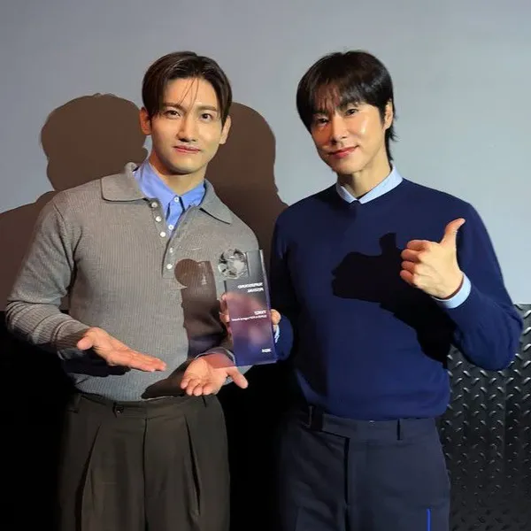 Idol_Top_Banner