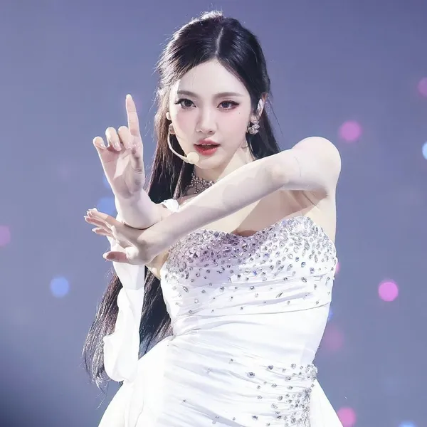 Idol_Top_Banner