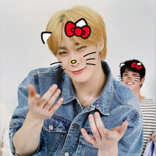 Idol_Top_Banner