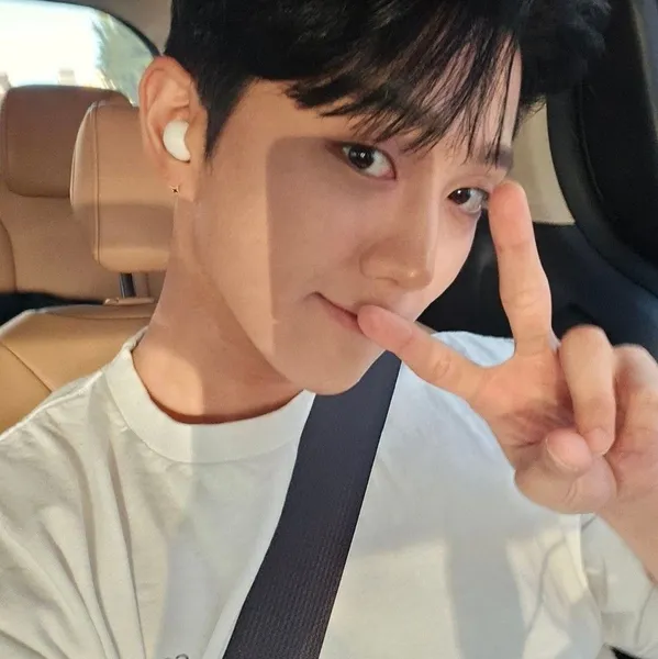 Idol_Top_Banner