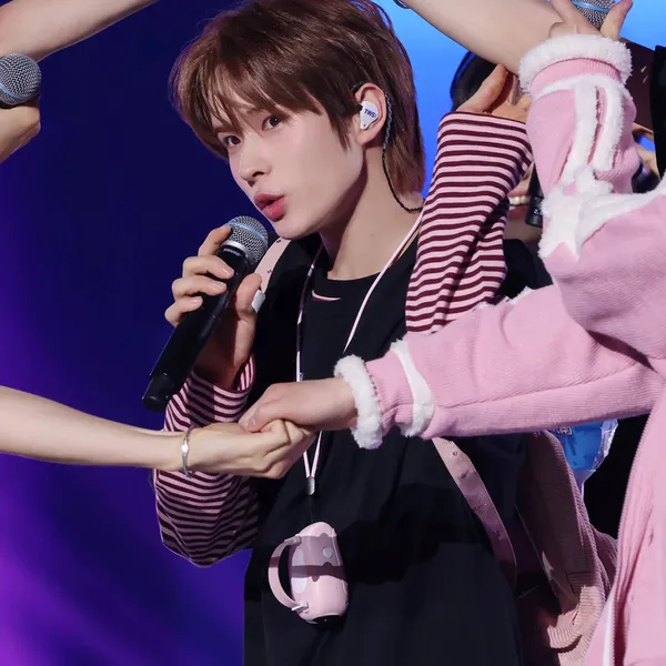 Idol_Top_Banner