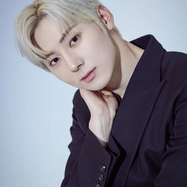 Idol_Top_Banner