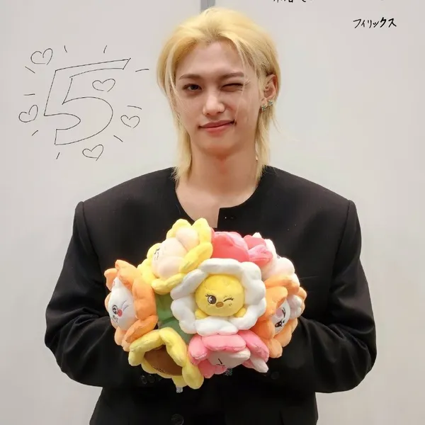Idol_Top_Banner