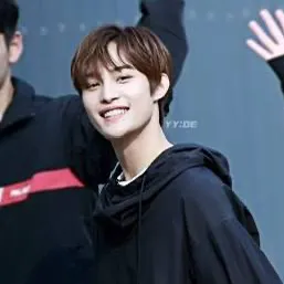 Idol_Top_Banner