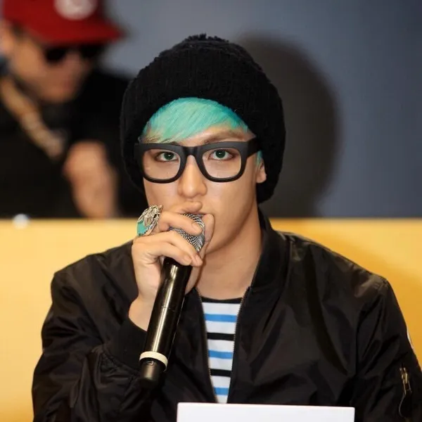 Idol_Top_Banner