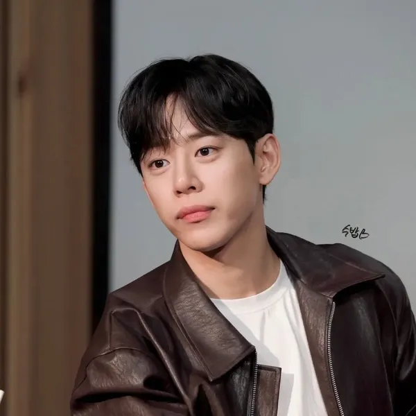 Idol_Top_Banner