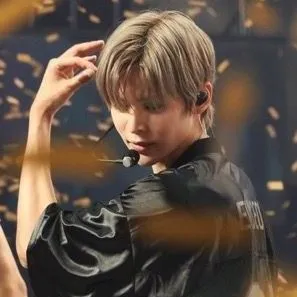 Idol_Top_Banner