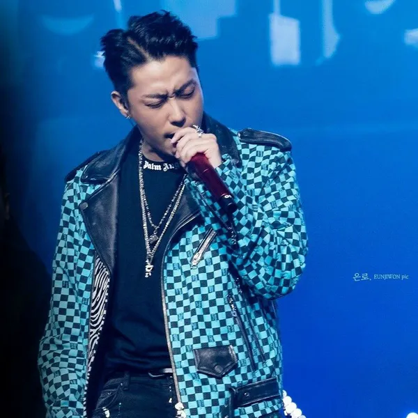 Idol_Top_Banner