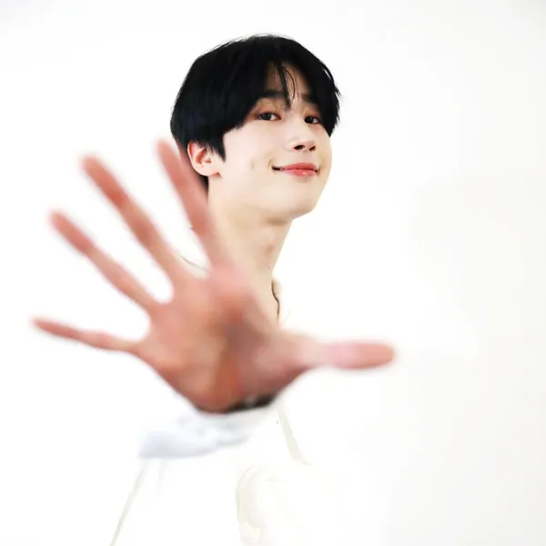 Idol_Top_Banner