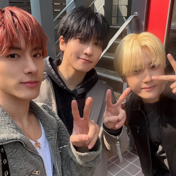 Idol_Top_Banner