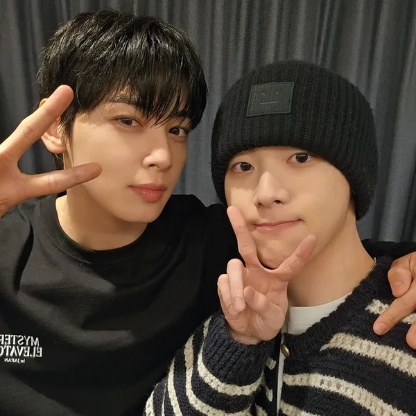 Idol_Top_Banner
