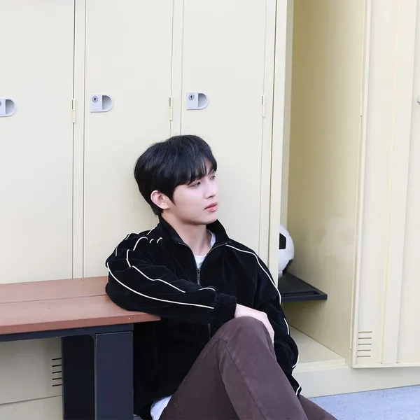 Idol_Top_Banner