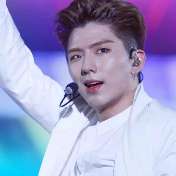 Idol_Top_Banner