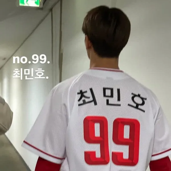 Idol_Top_Banner
