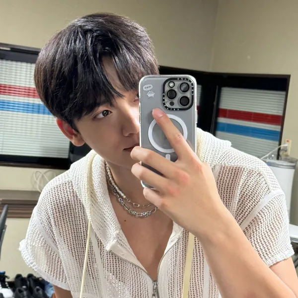 Idol_Top_Banner