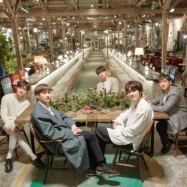 Idol_Top_Banner