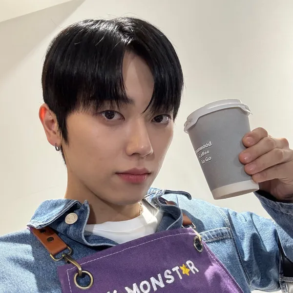 Idol_Top_Banner