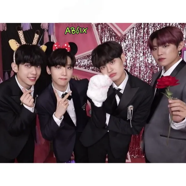 Idol_Top_Banner