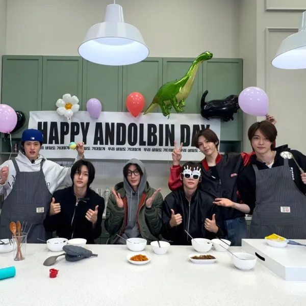 Idol_Top_Banner