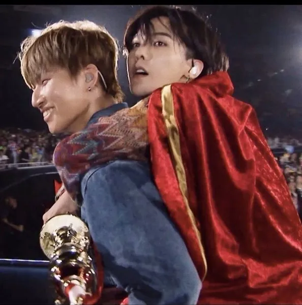Idol_Top_Banner
